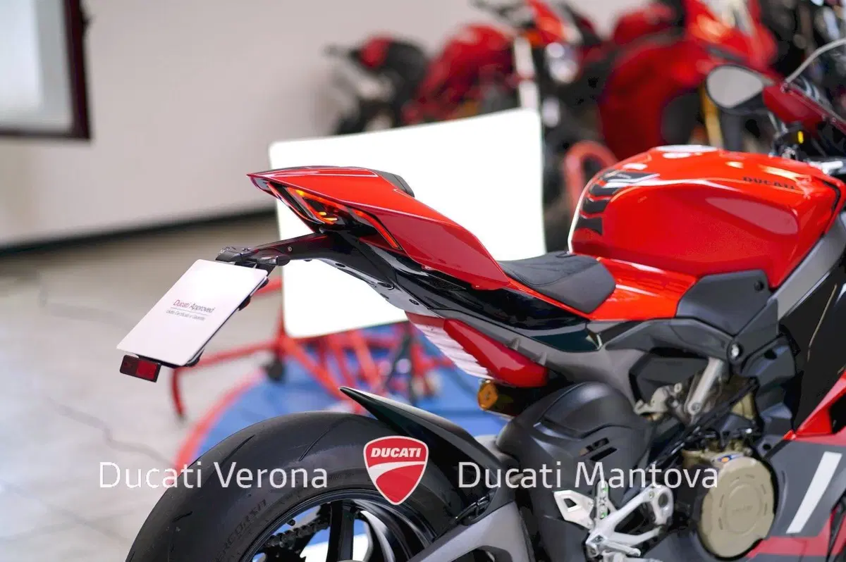 Ducati Panigale V4 S (2025 - 26) (11)