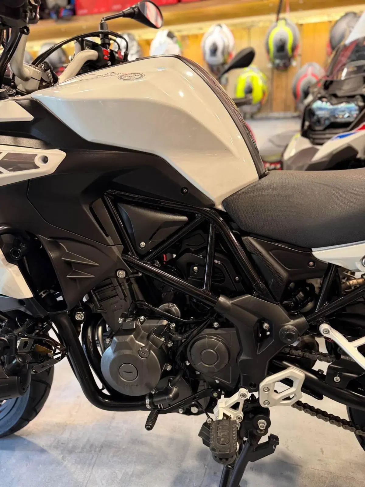 Benelli TRK 502X (2018 - 20) (10)
