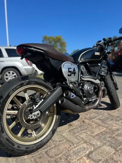 Ducati Scrambler 800 Caf&egrave; Racer (2017 - 21) usata