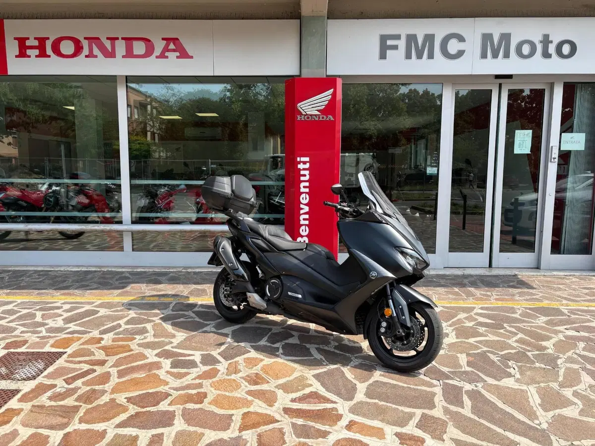 Yamaha T-Max 560 (2020 - 21)