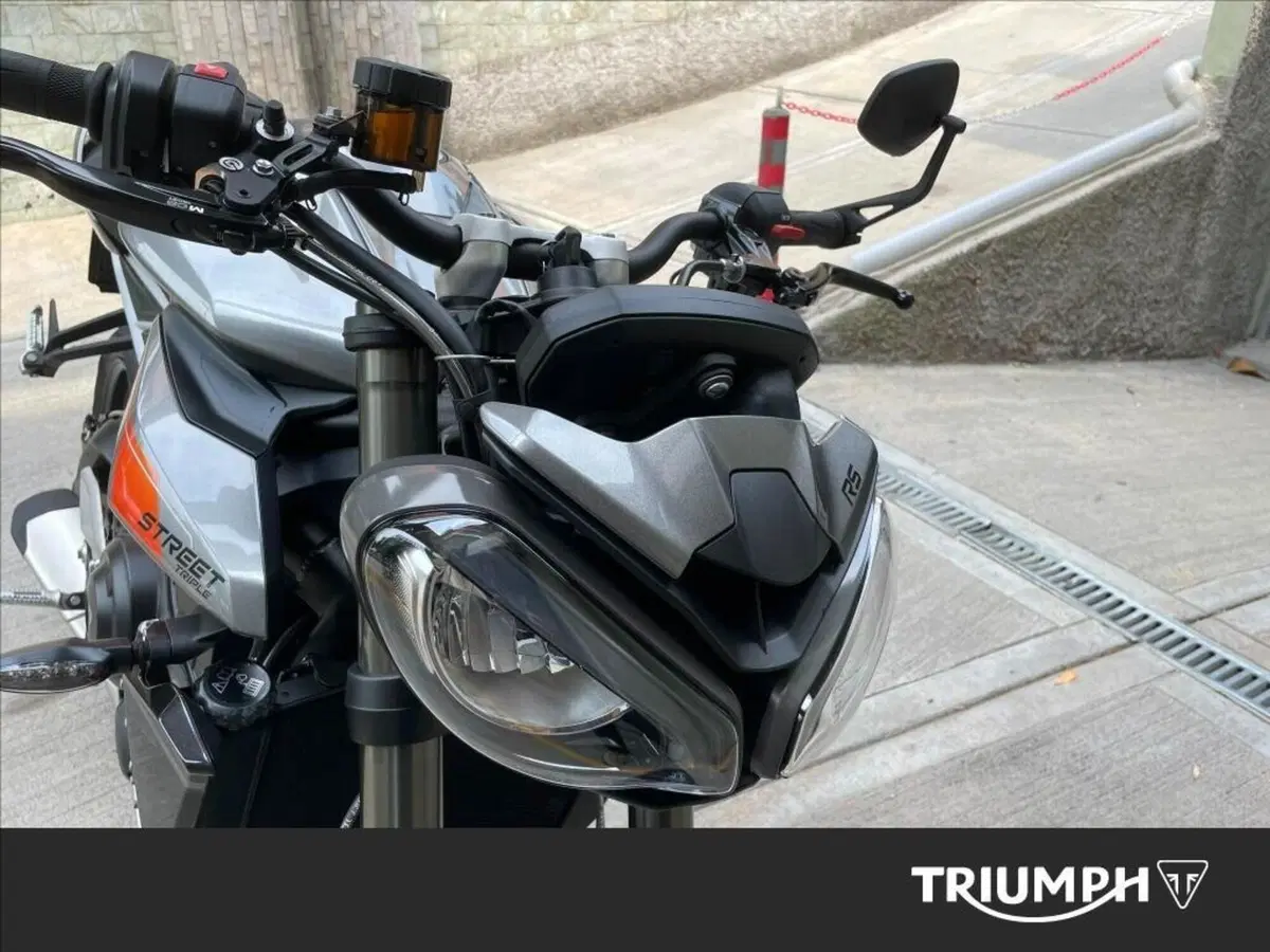 Triumph Street Triple 765 RS (2023 - 26) (6)