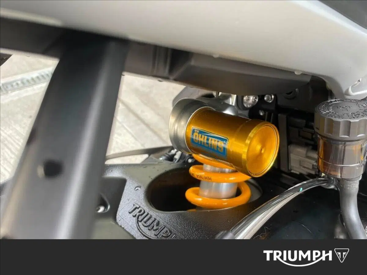 Triumph Street Triple 765 RS (2023 - 26) (8)