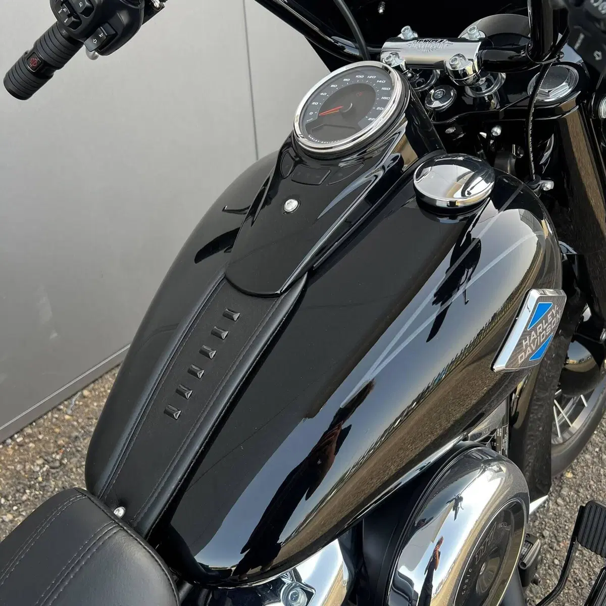 Harley-Davidson Heritage Classic (2025 - 26) (4)