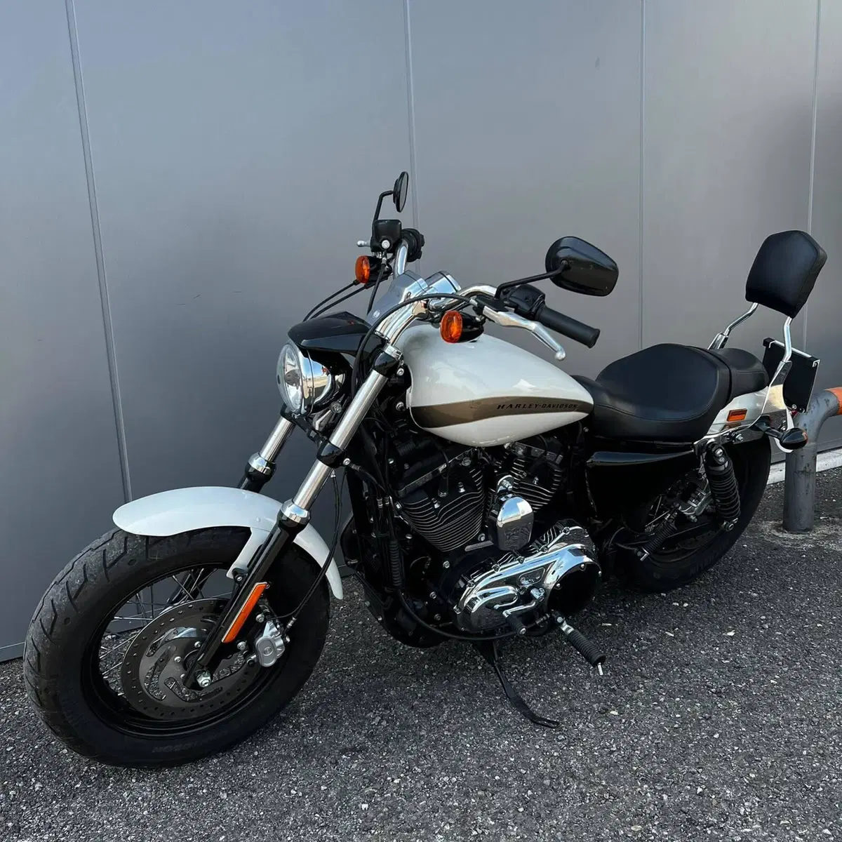 Harley-Davidson 1200 Custom CA (2013 - 17) - XL 1200CA (19)