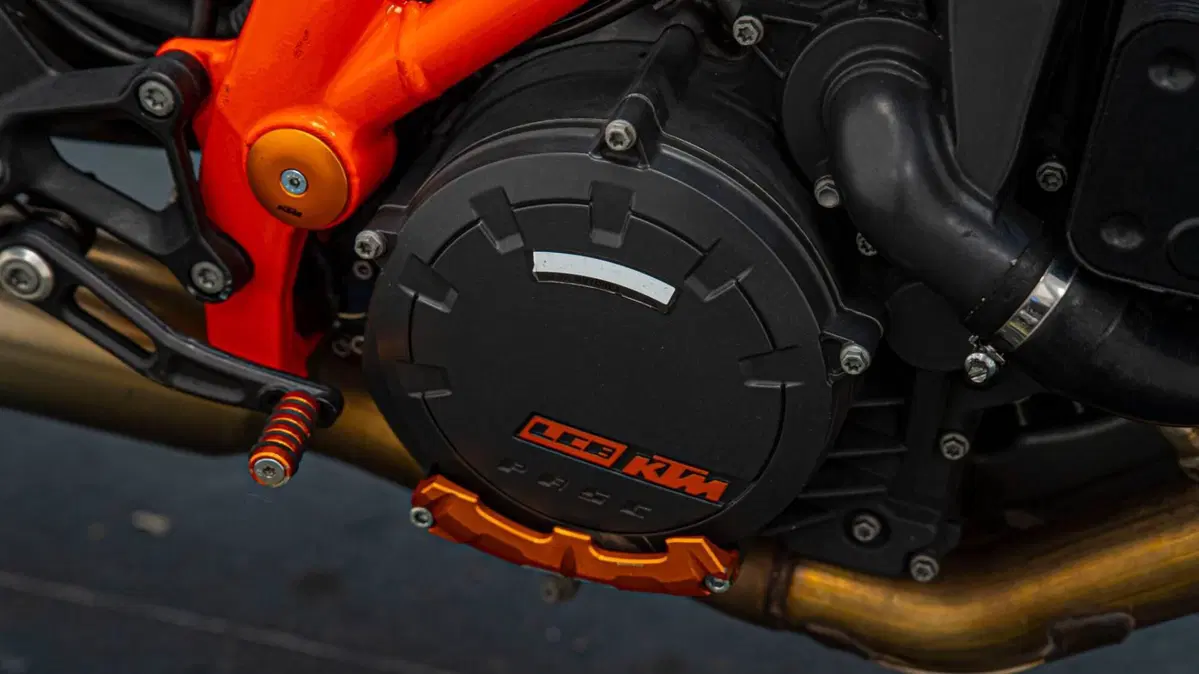 KTM 1290 Super Duke R ABS (2017 - 18) (3)