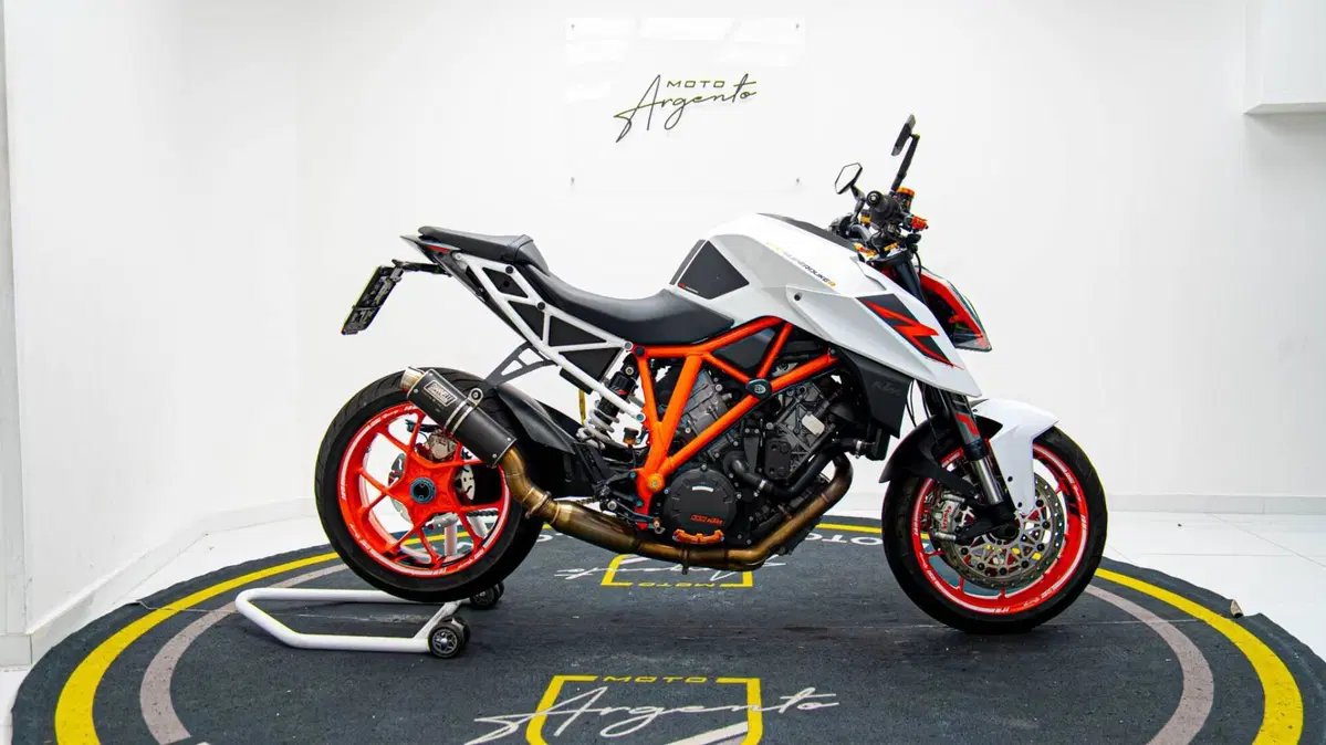 KTM 1290 Super Duke R ABS (2017 - 18) (9)