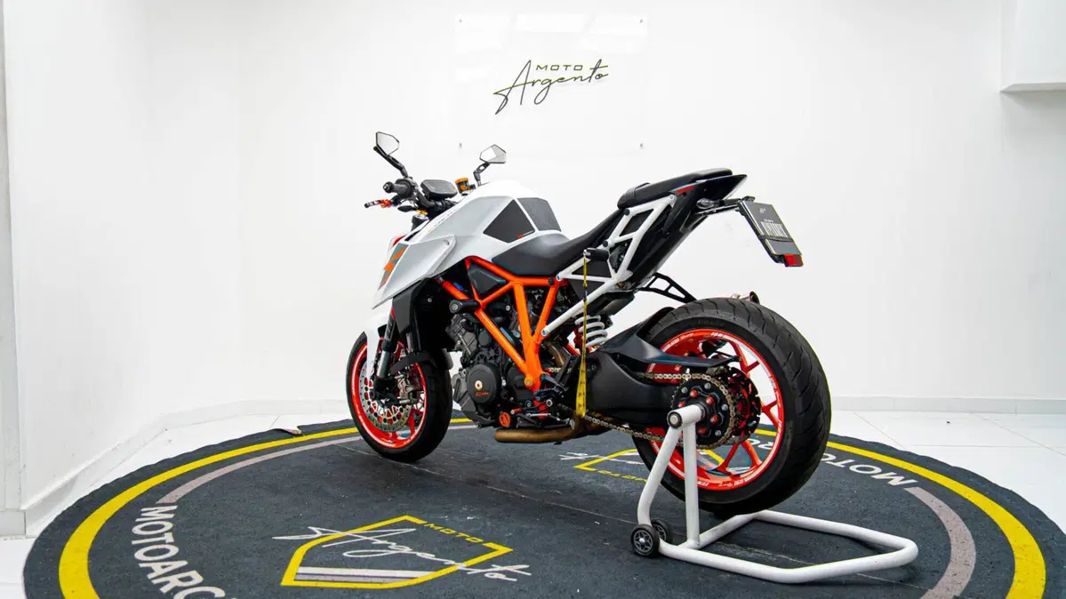 KTM 1290 Super Duke R ABS (2017 - 18) (12)