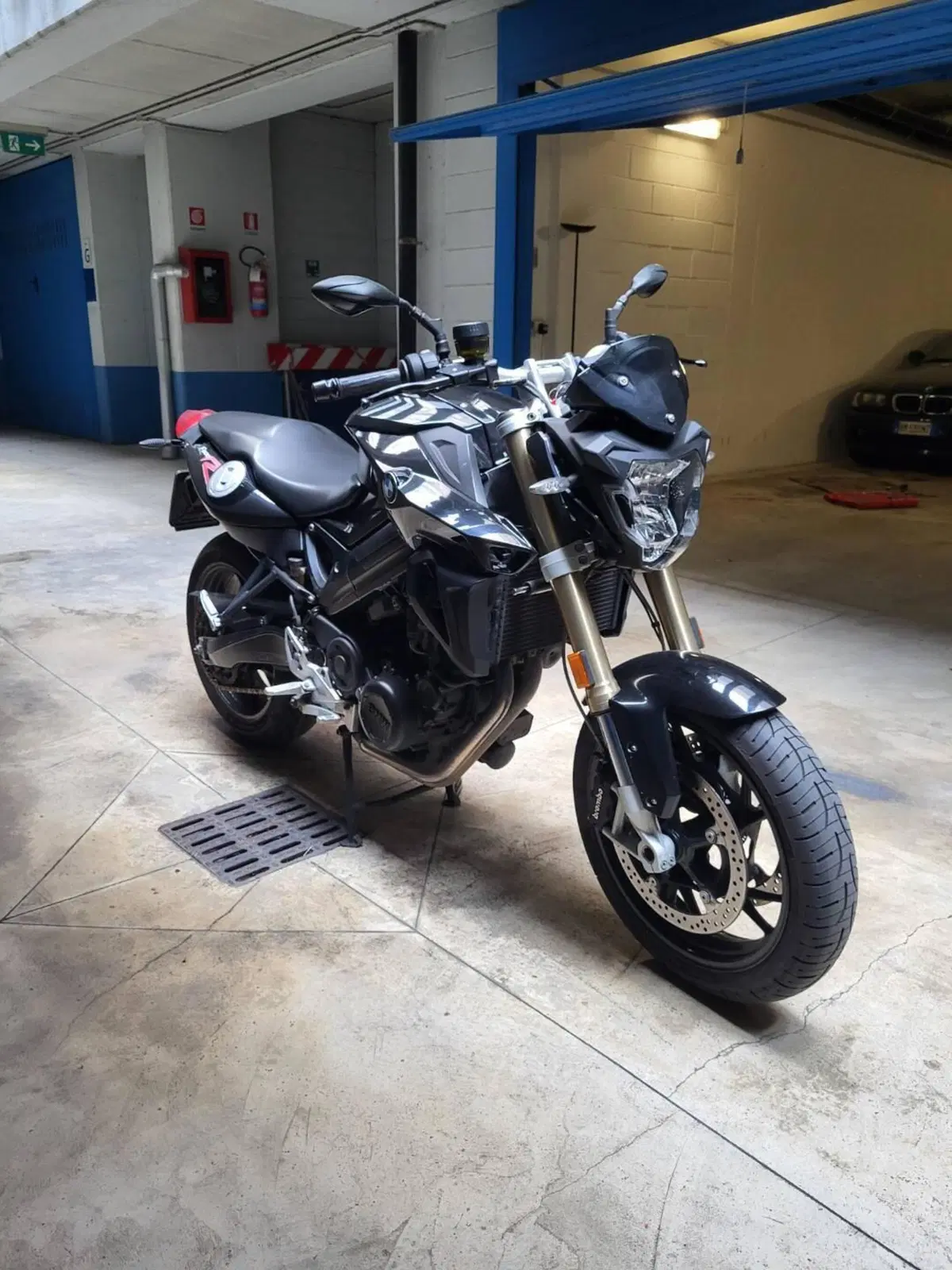 Bmw F 800 R (2017 - 20) (3)