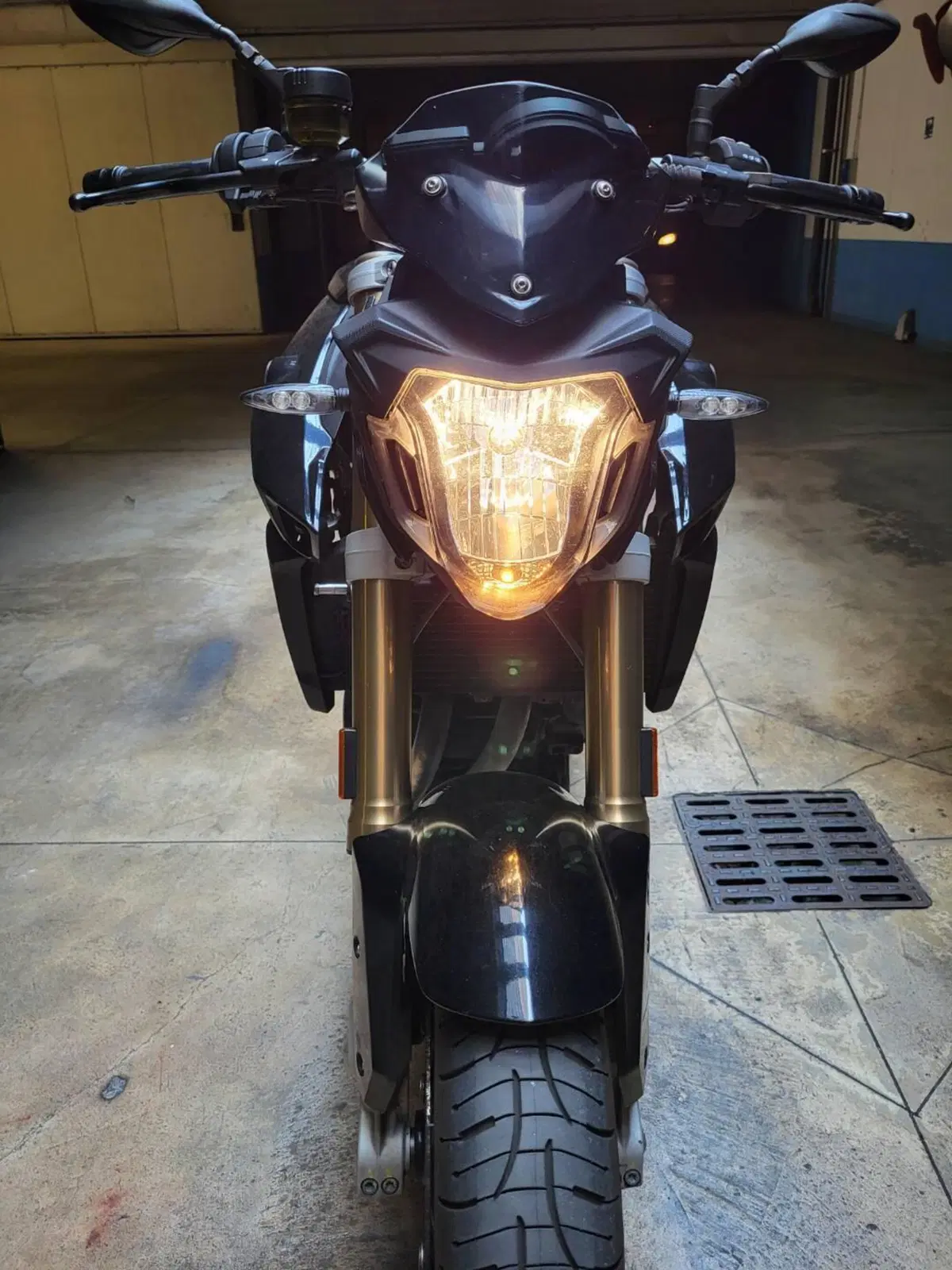 Bmw F 800 R (2017 - 20) (11)