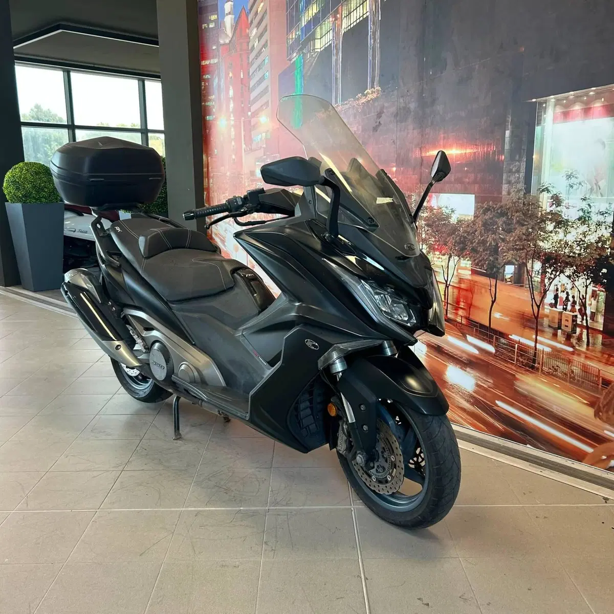 Kymco AK 550 (2017 - 19) (3)