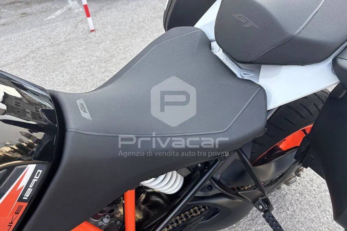 KTM 1290 Super Duke GT (2021) (13)