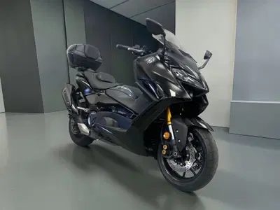 Yamaha T-Max 560 Tech Max (2022 - 24) usata