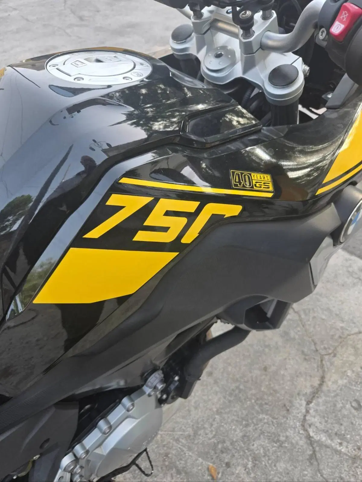 Bmw F 750 GS Edition 40 Years GS (2021) (8)