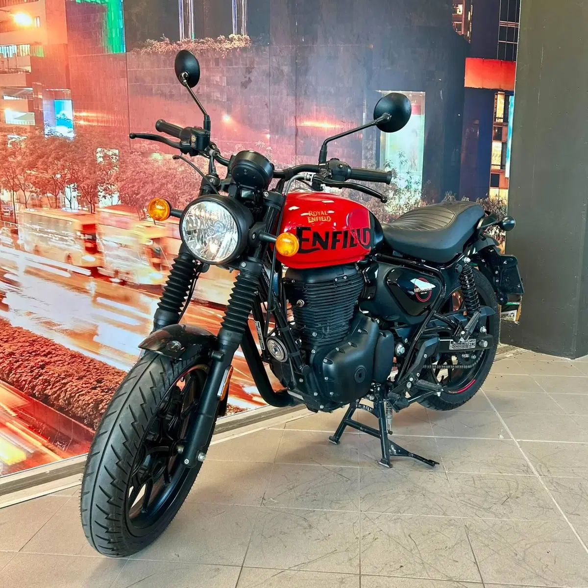 Royal Enfield HNTR 350 (2022 - 26) (3)