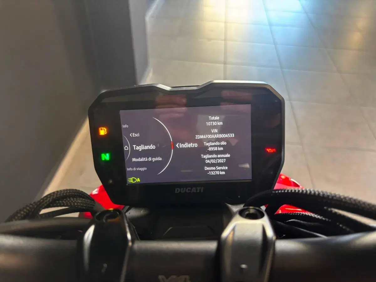 Ducati Streetfighter V4 S (2023 - 24) (4)