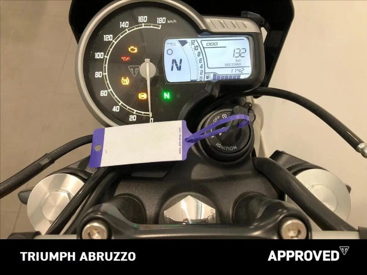 Triumph Tracker 400 (2026) (8)