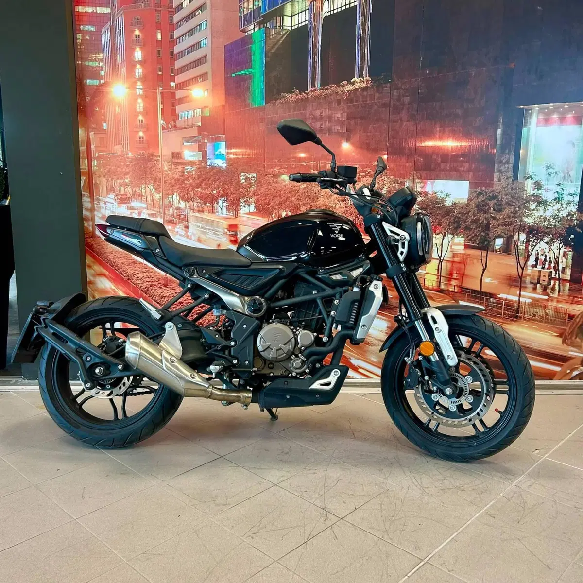 Voge Trofeo 300AC (2021 - 26)
