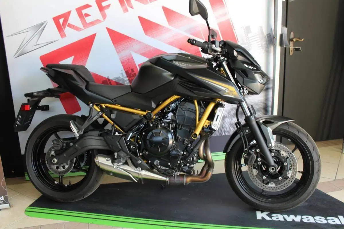 Kawasaki Z 650 (2025 - 26) (4)