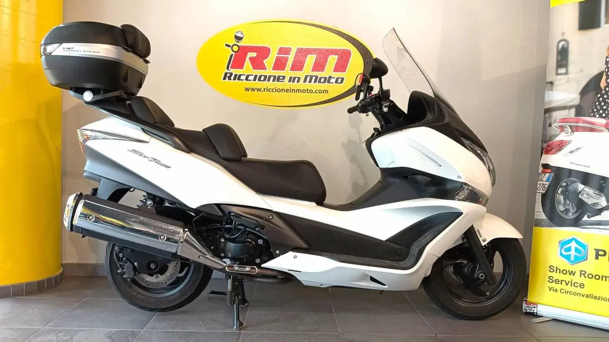 Honda SW-T 400 ABS (2008 - 16) (2)