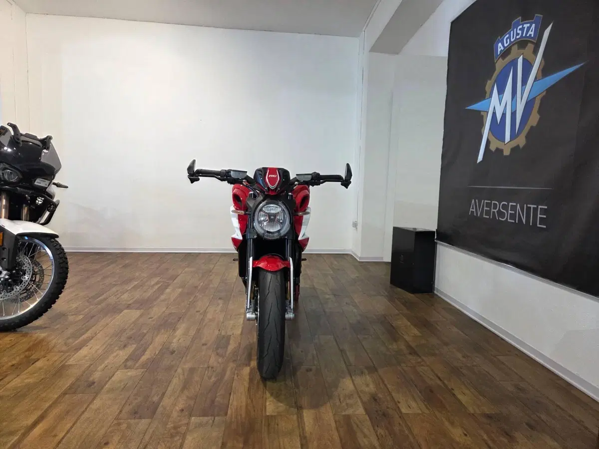 MV Agusta Dragster 800 RC SCS (2022 - 25) (4)