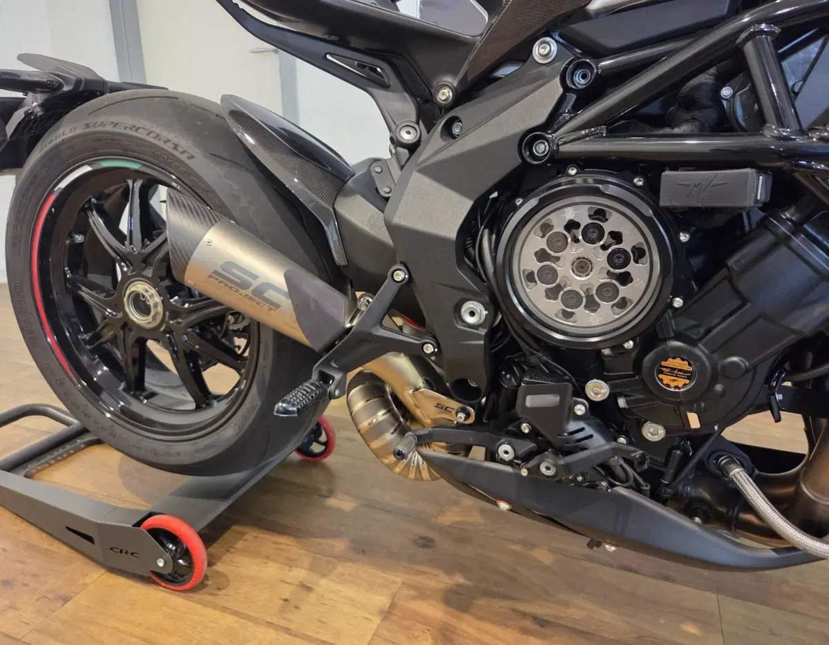 MV Agusta Dragster 800 RC SCS (2022 - 25) (9)