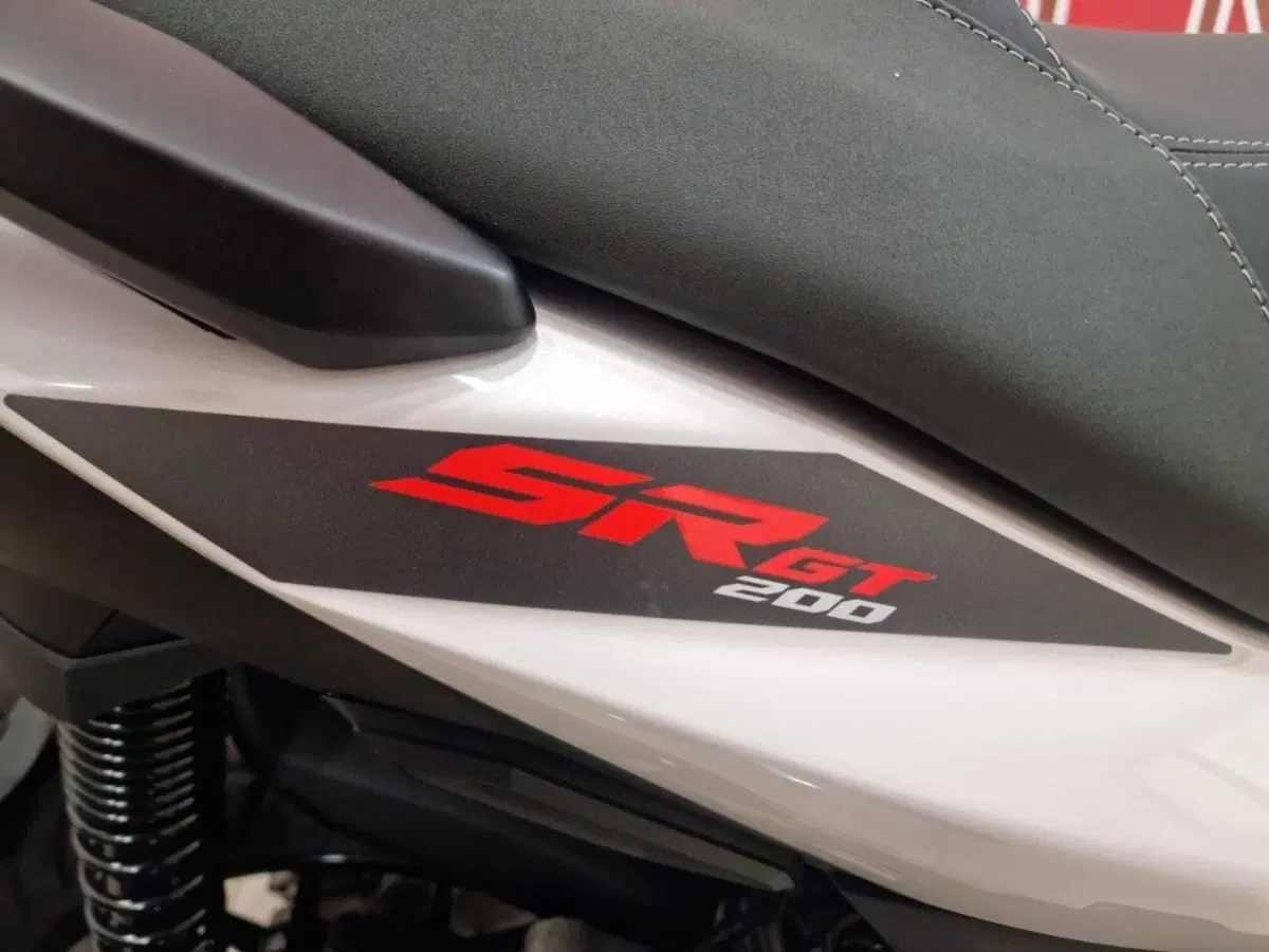 Aprilia SR GT 200 (2025 - 26) (5)
