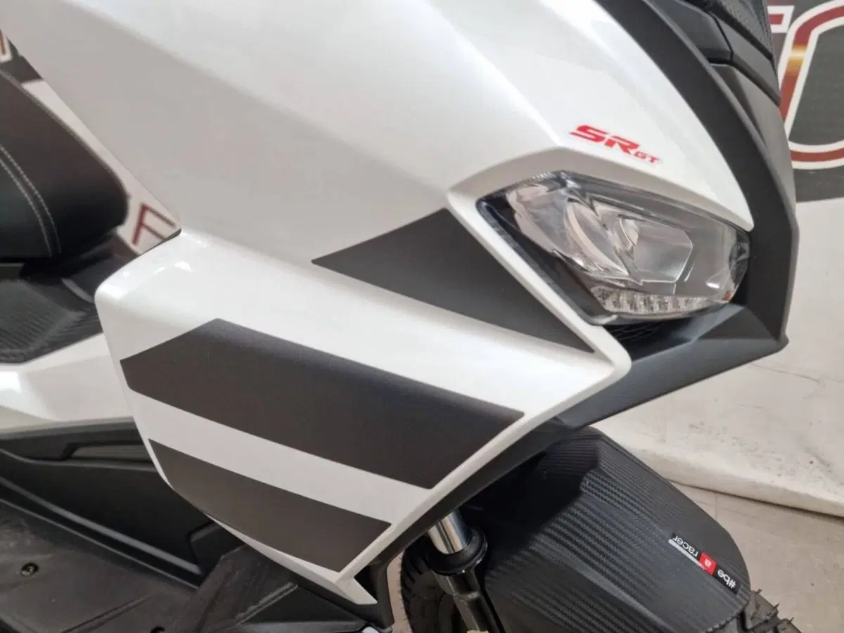 Aprilia SR GT 200 (2025 - 26) (7)