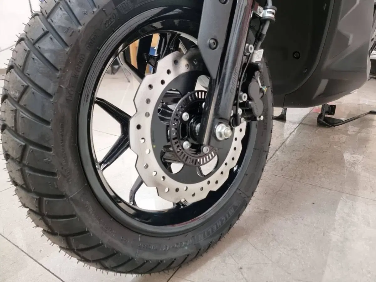 Aprilia SR GT 200 (2025 - 26) (8)