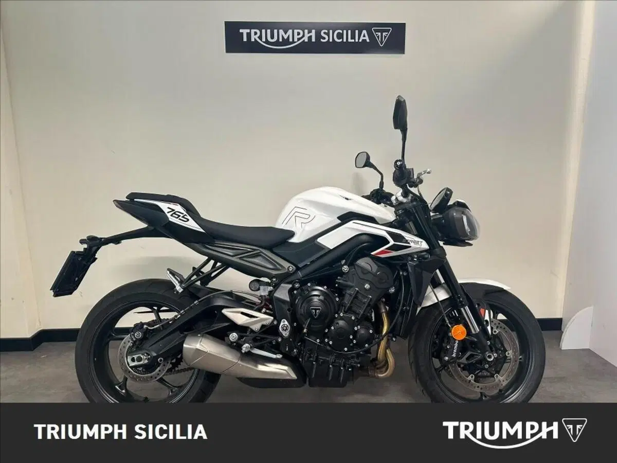Triumph Street Triple 765 R (2023 - 26)