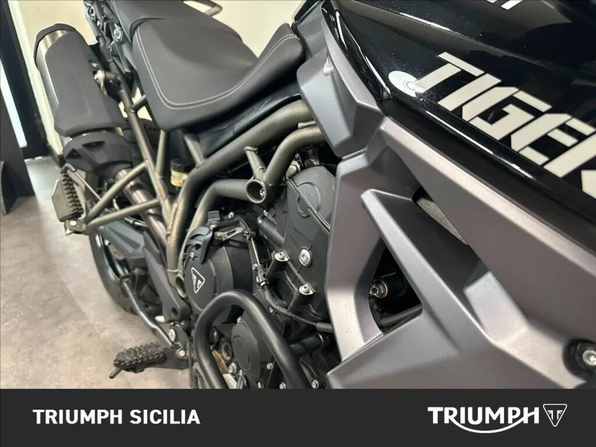 Triumph Tiger 800 XRx (2015 - 17) (3)