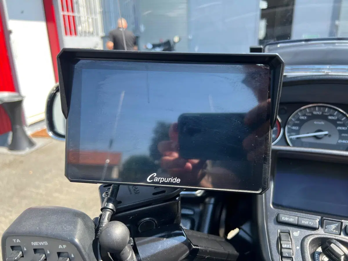 Honda GL 1800 Gold Wing (2012 - 17) (6)