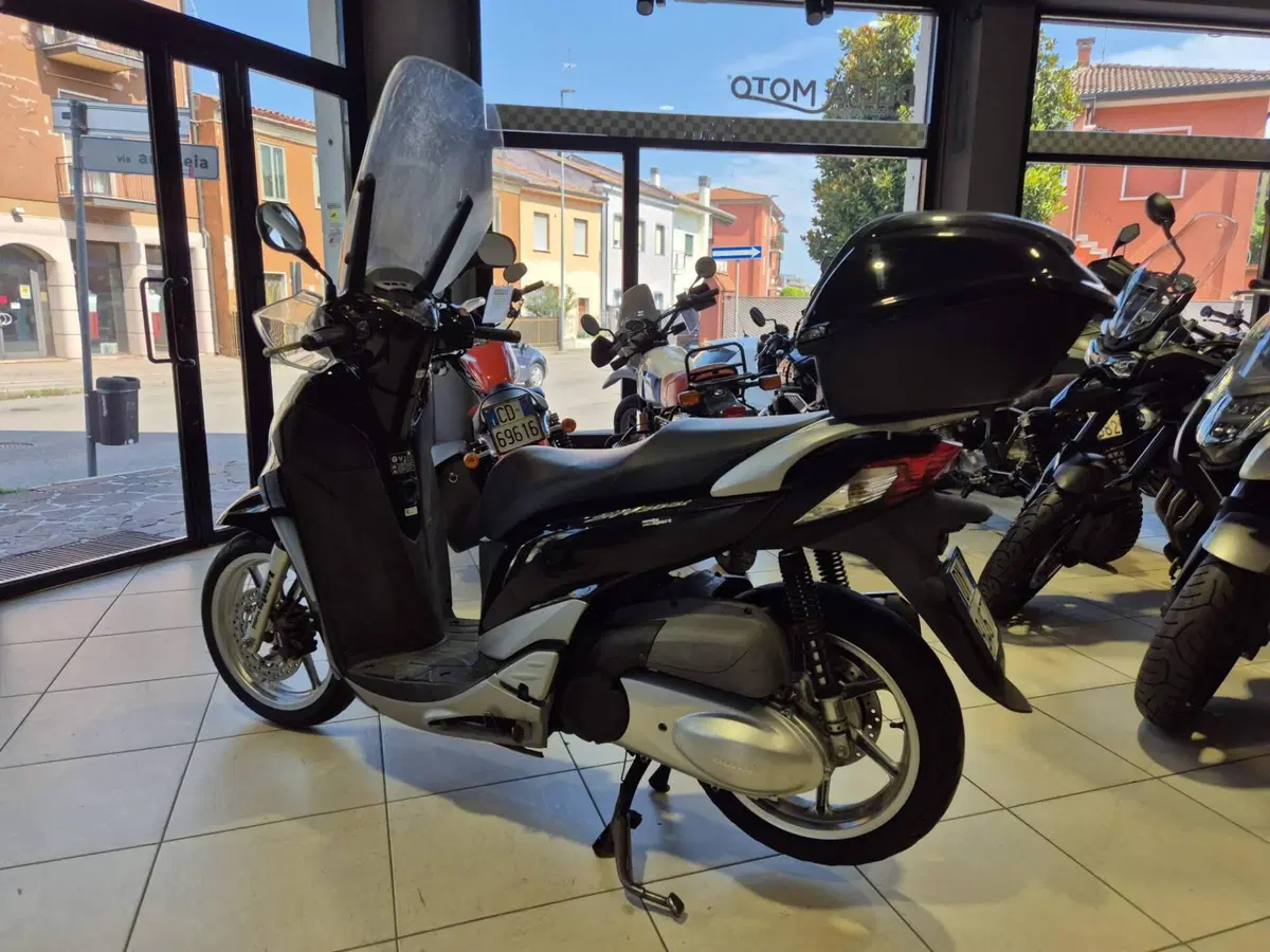 Honda SH 300 i (2011 - 14) (7)