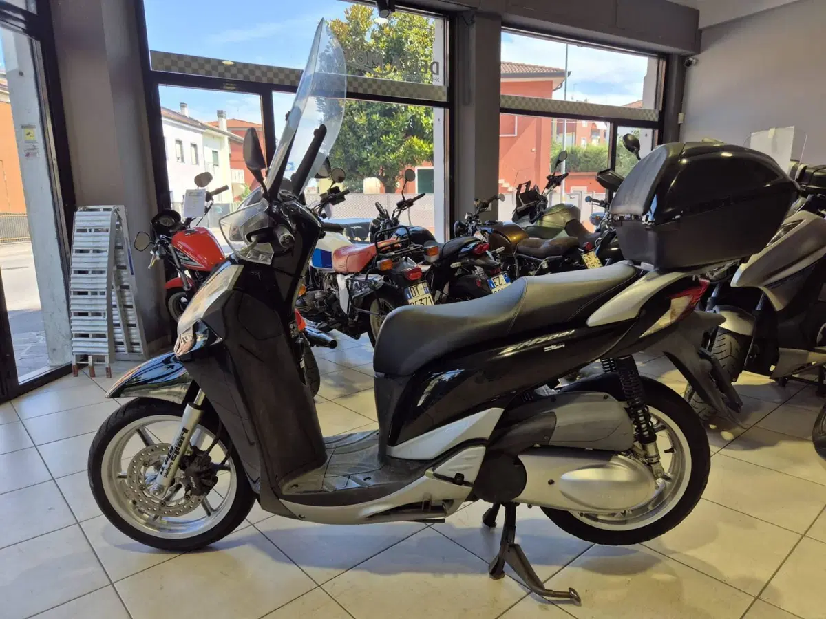 Honda SH 300 i (2011 - 14) (5)