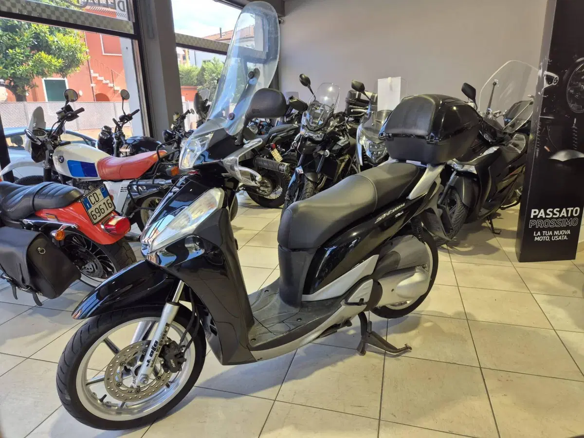 Honda SH 300 i (2011 - 14) (6)