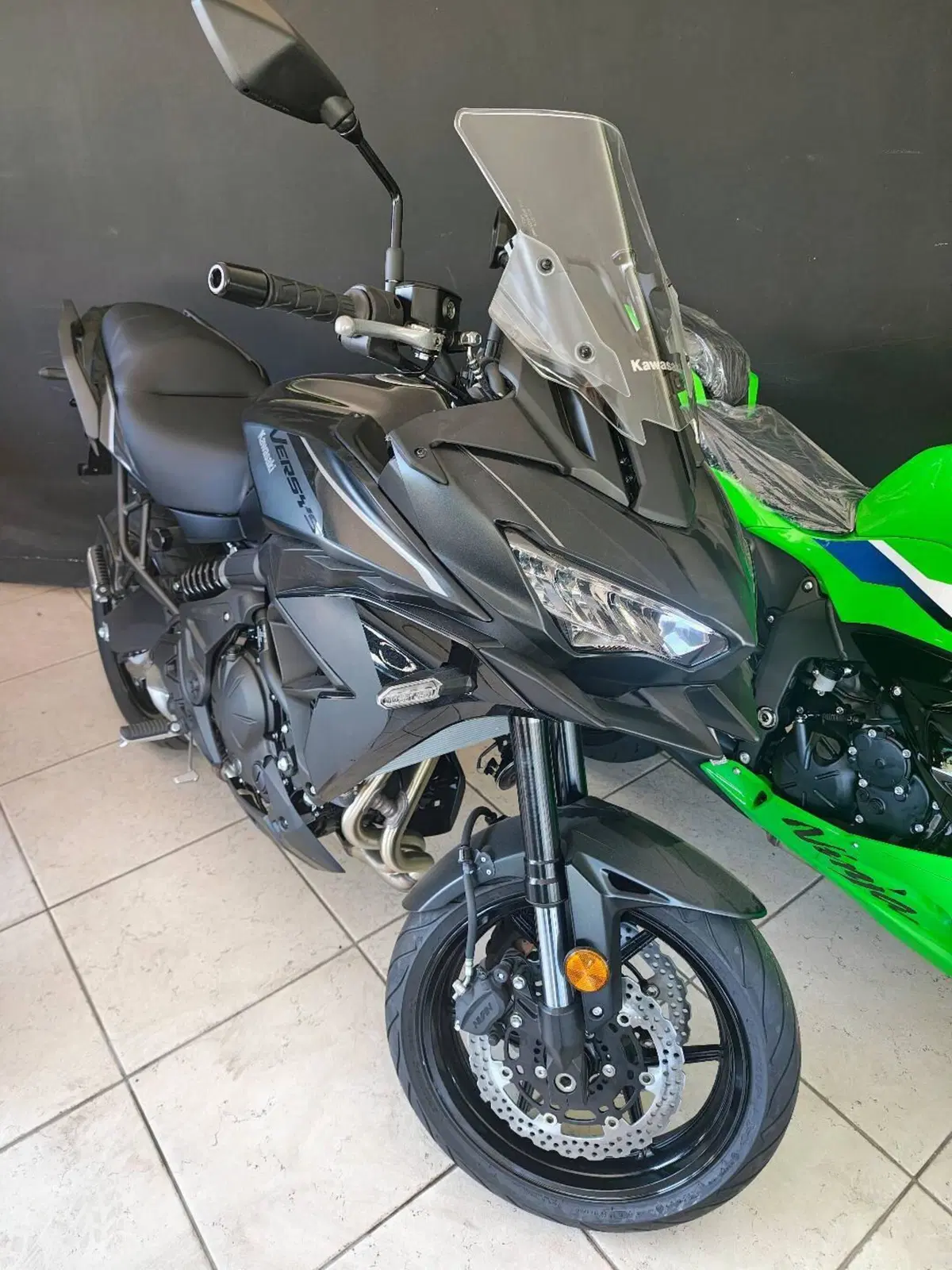 Kawasaki Versys 650 (2025 - 26) (2)