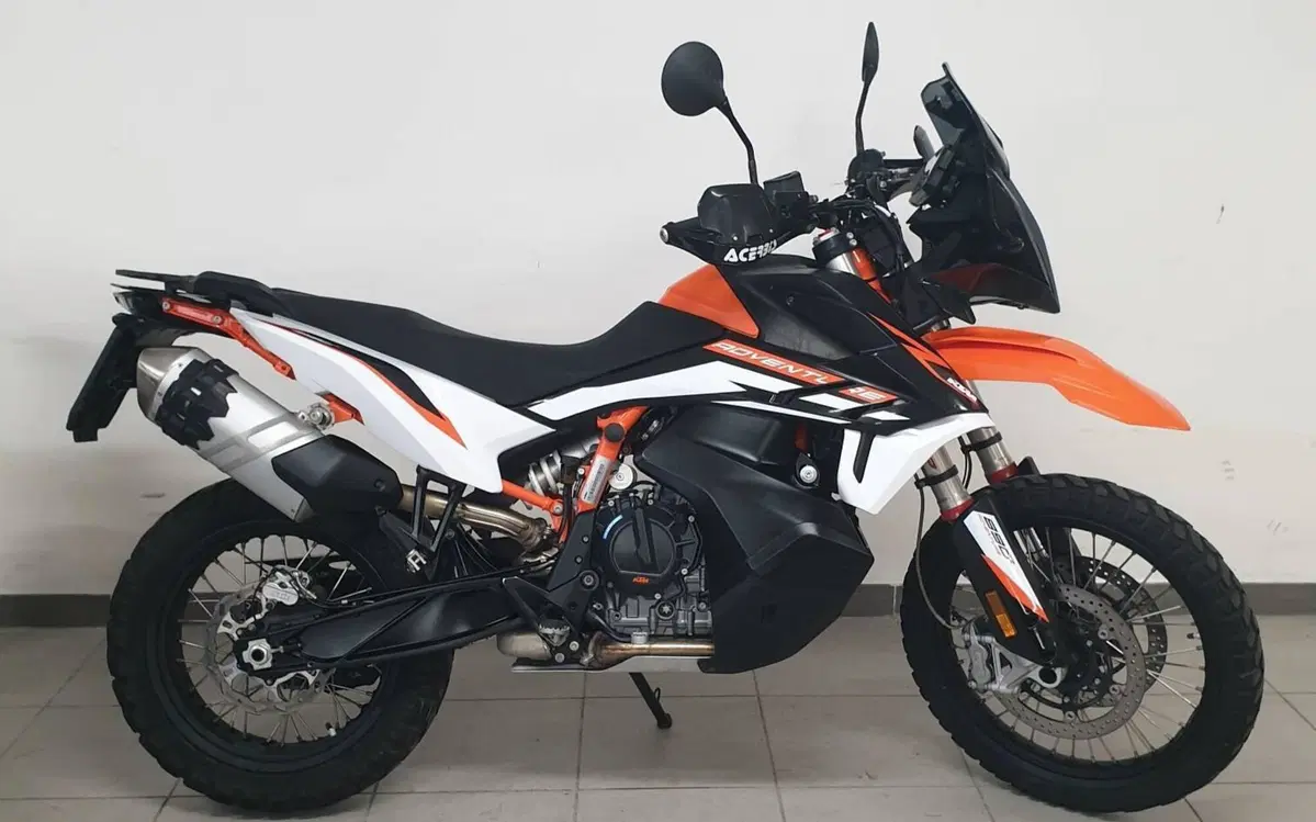 KTM 890 Adventure R (2022) (2)