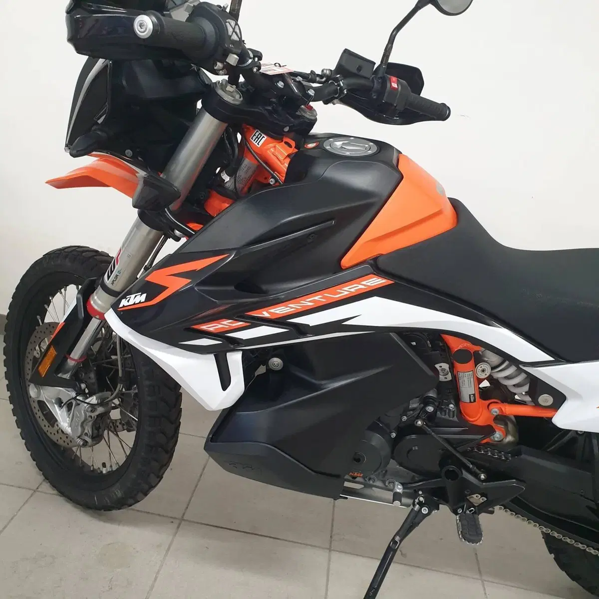 KTM 890 Adventure R (2022) (5)