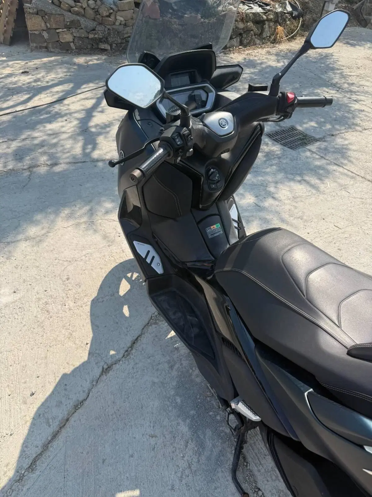 Yamaha X-Max 300 Tech Max (2021 - 24) (4)