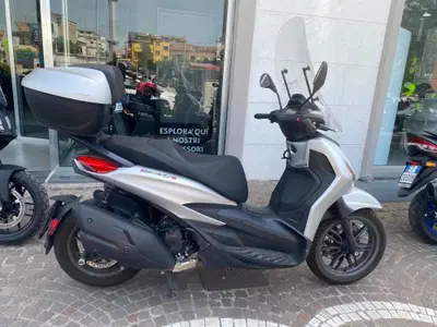 Piaggio Beverly 400 S (2025 - 26) usata