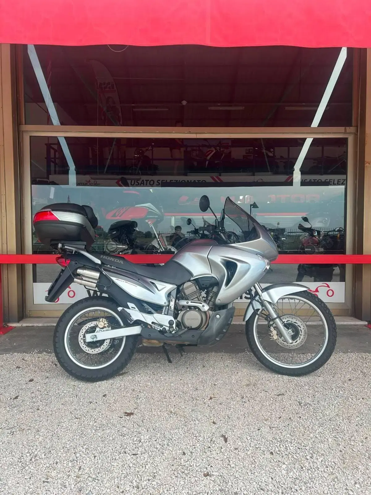 Honda Transalp XL 650V (2005 - 06) (2)