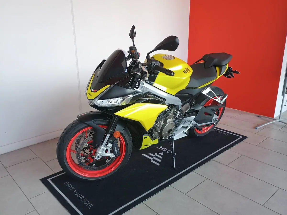 Aprilia Tuono 660 (2021 - 25) (2)