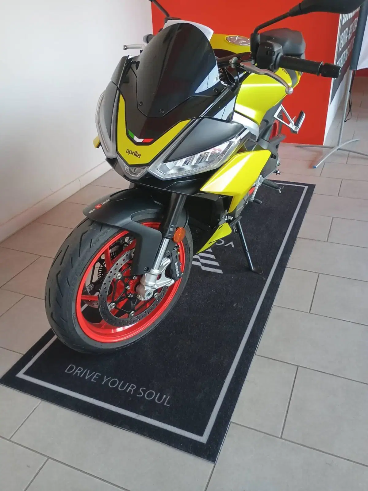 Aprilia Tuono 660 (2021 - 25) (3)