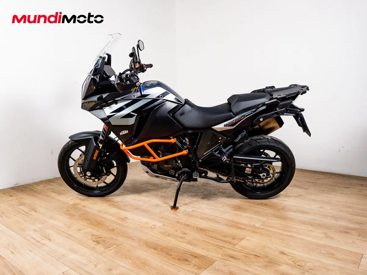 KTM 1290 Super Adventure S (2021) (6)