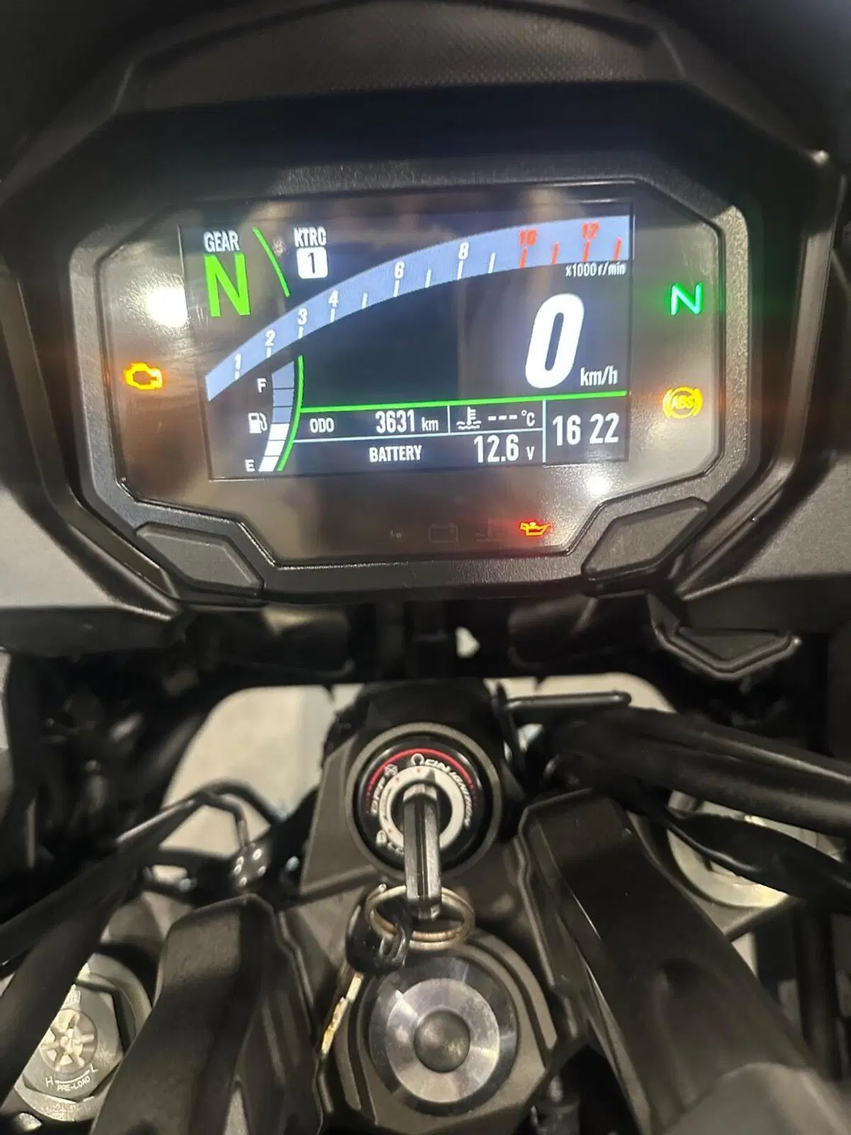 Kawasaki Versys 650 (2025 - 26) (10)