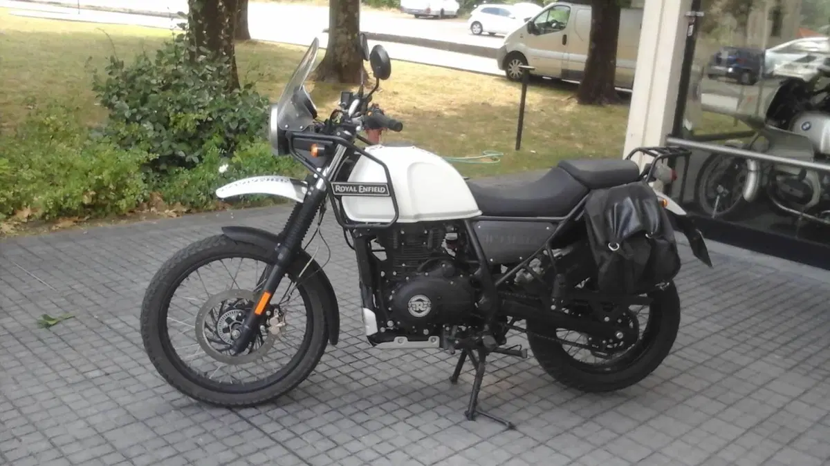 Royal Enfield Himalayan 411 (2017 - 20) (2)
