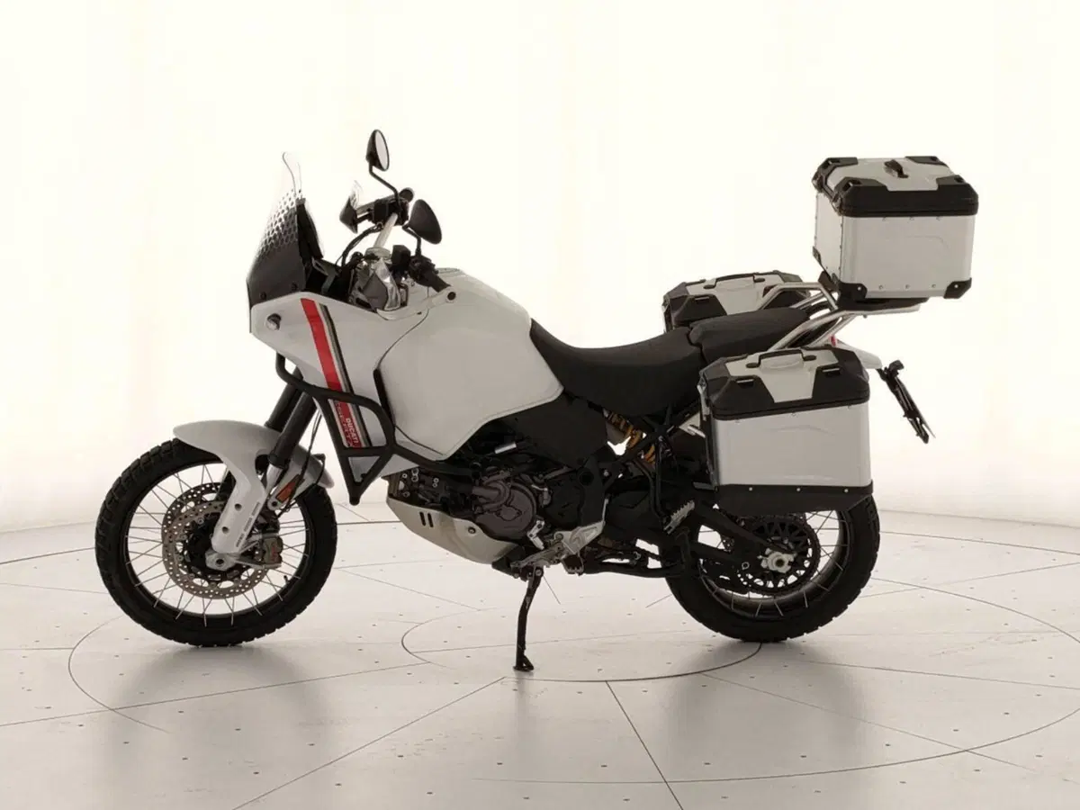 Ducati DesertX (2022 - 25) (7)