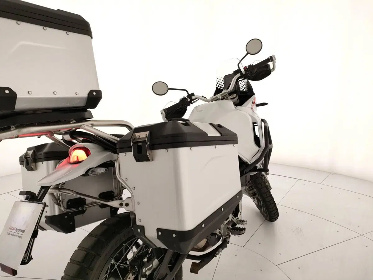 Ducati DesertX (2022 - 25) (8)