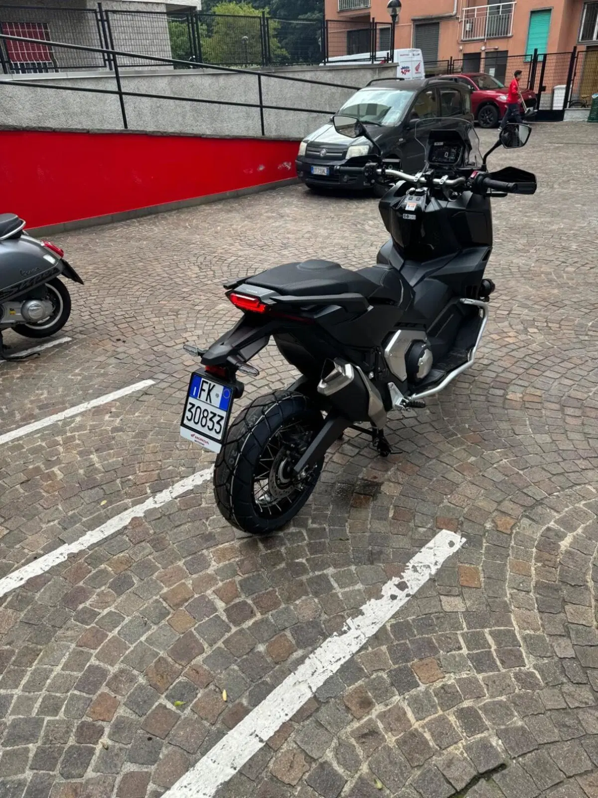 Honda X-ADV 750 DCT Adventure (2021 - 24) (2)