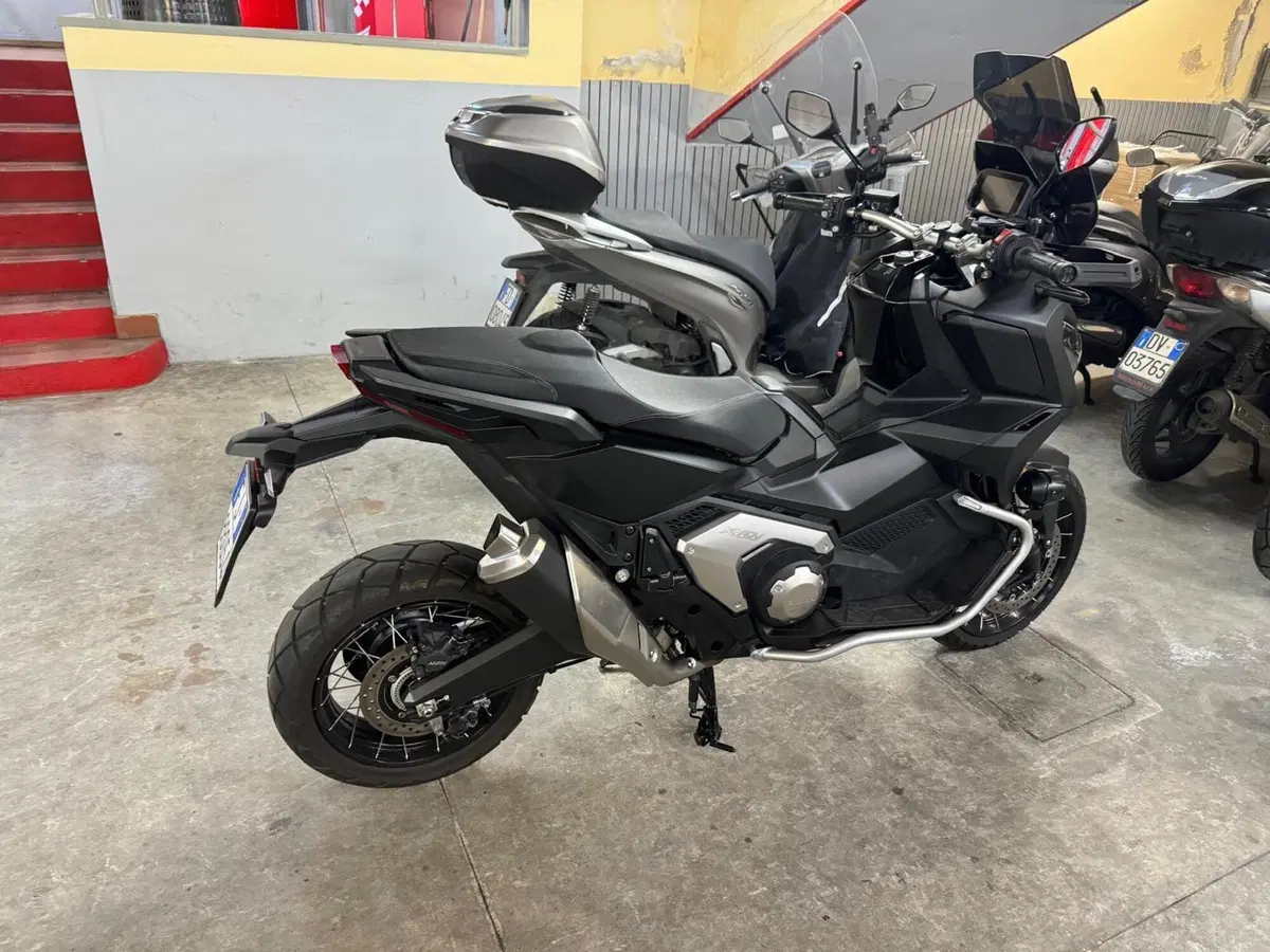 Honda X-ADV 750 DCT Adventure (2021 - 24) (4)