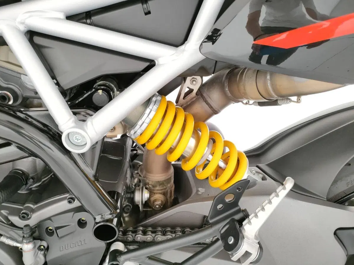 Ducati Hypermotard 950 RVE (2022 - 25) (17)